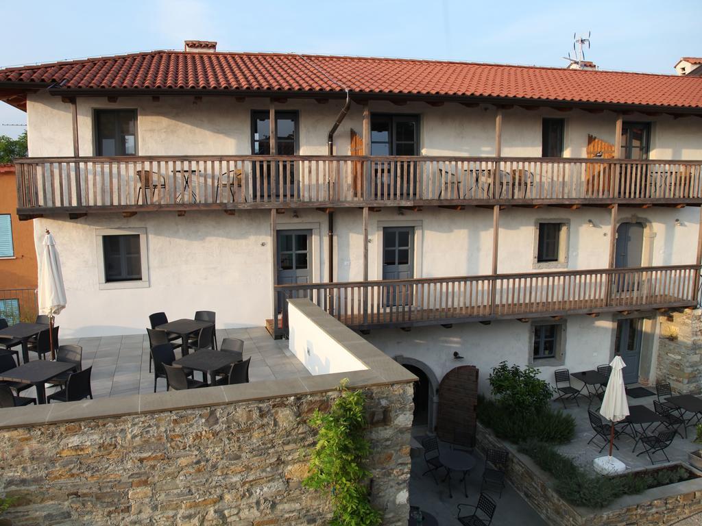 Boutique Hotel Dvor Dobrovo Exteriér fotografie