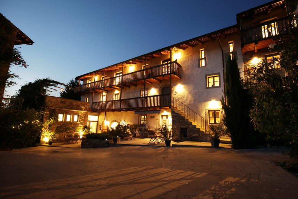 Boutique Hotel Dvor Dobrovo Exteriér fotografie
