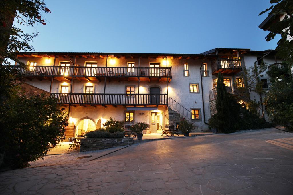 Boutique Hotel Dvor Dobrovo Exteriér fotografie
